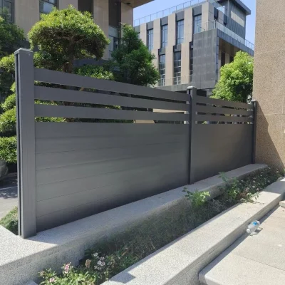 Aluminium slot fencing by thermal extruded 6063-T5 used in private courtyard