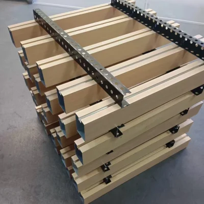 Ceiling profile tubes by aluminium 6063-T5 in wood grain finishes