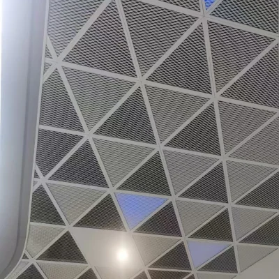 Close up of Expaned mesh in triangle shape installed as ceiling